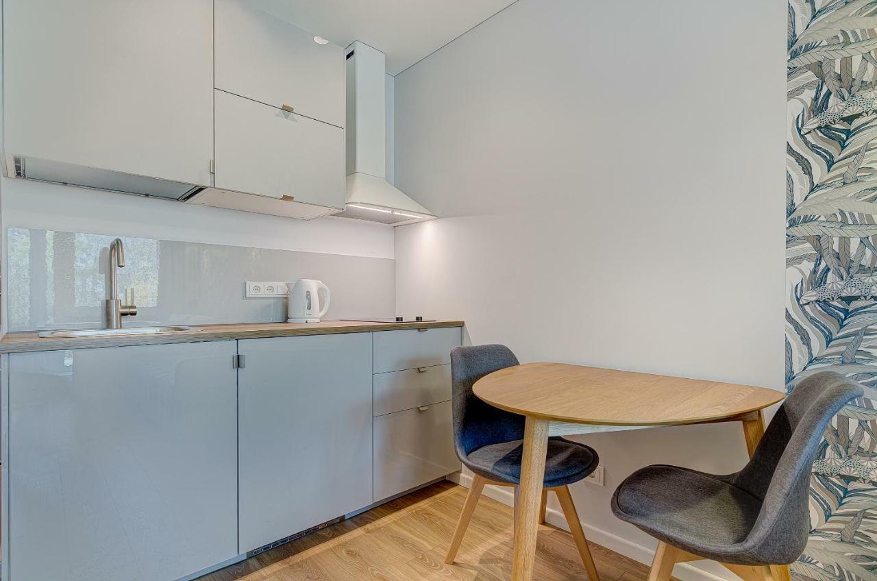 1b In A Great Location *